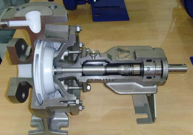 離心泵發(fā)生抽空現(xiàn)象